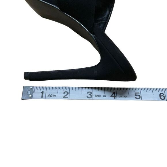 Steve Madden Radar Heels Sandals Black Silver Toned Studded Bands 4.5” Heels 8.5 - Picture 7 of 16